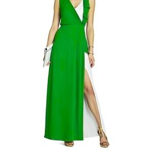 Brand New Stunning BCBG Green & White Dress